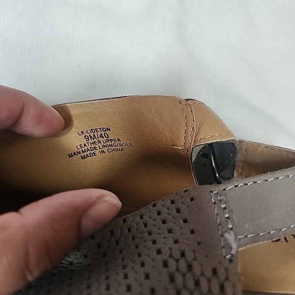 Lucky Brand Sandals Size 9 Cone Heels Closed Toe Open Back Brown - Picture 5 of 7